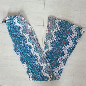 Forever 21 Hippie Pants Bell bottoms Blue and White Size extra small